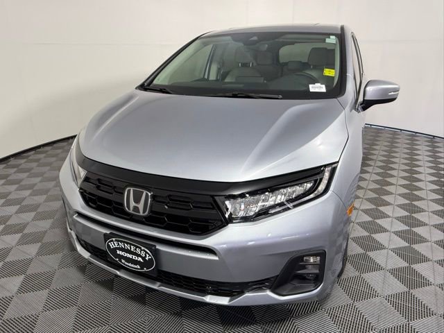 Used 2026 Honda Odyssey Touring image 2