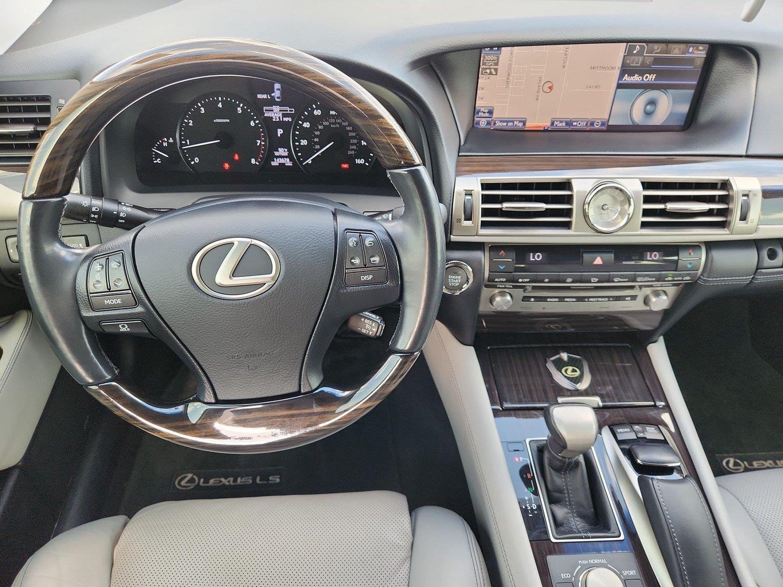 Used 2014 Lexus LS 460 w/ Comfort Package RWD image 11