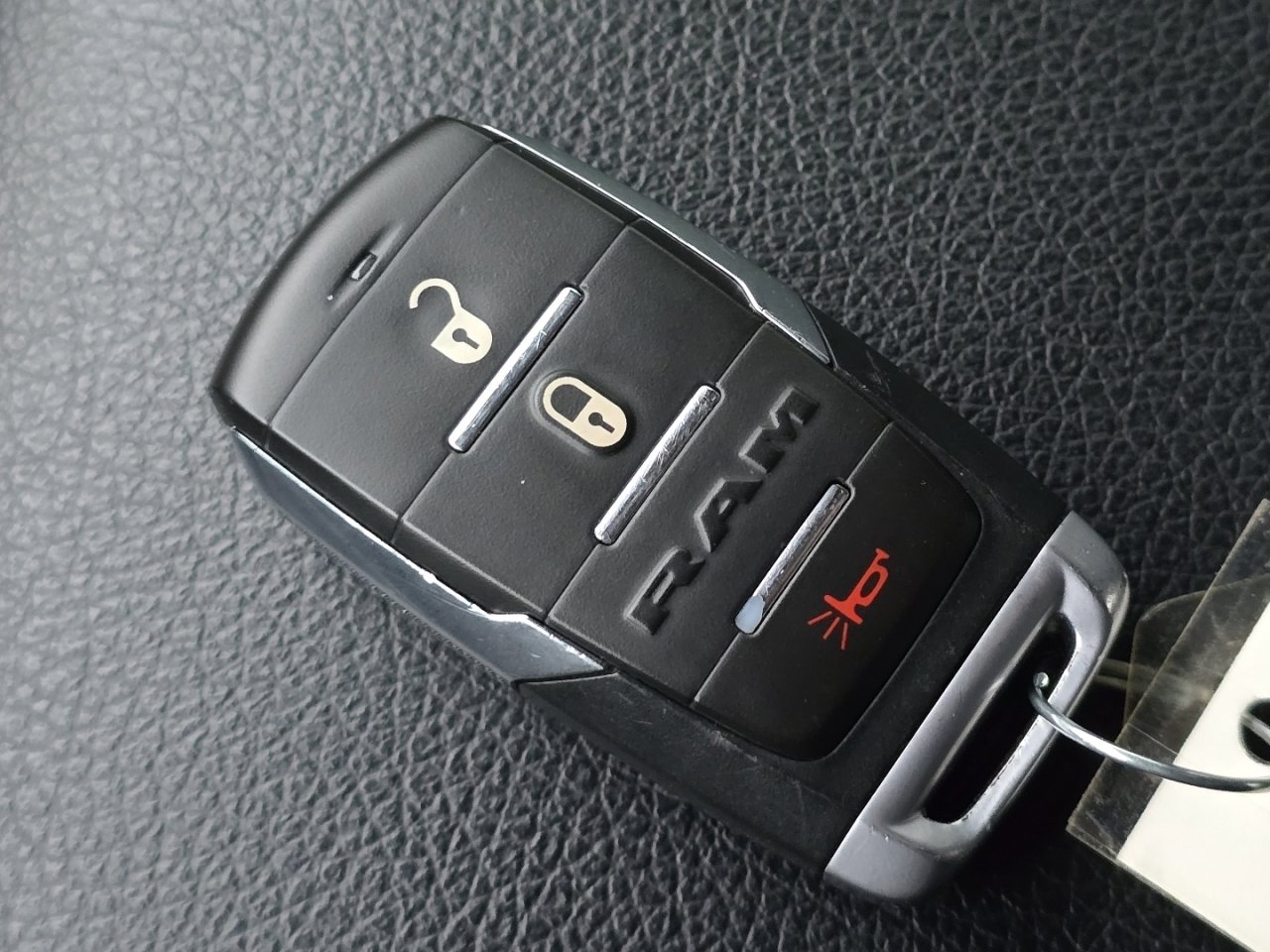 Used 2021 RAM 1500 Big Horn image 32