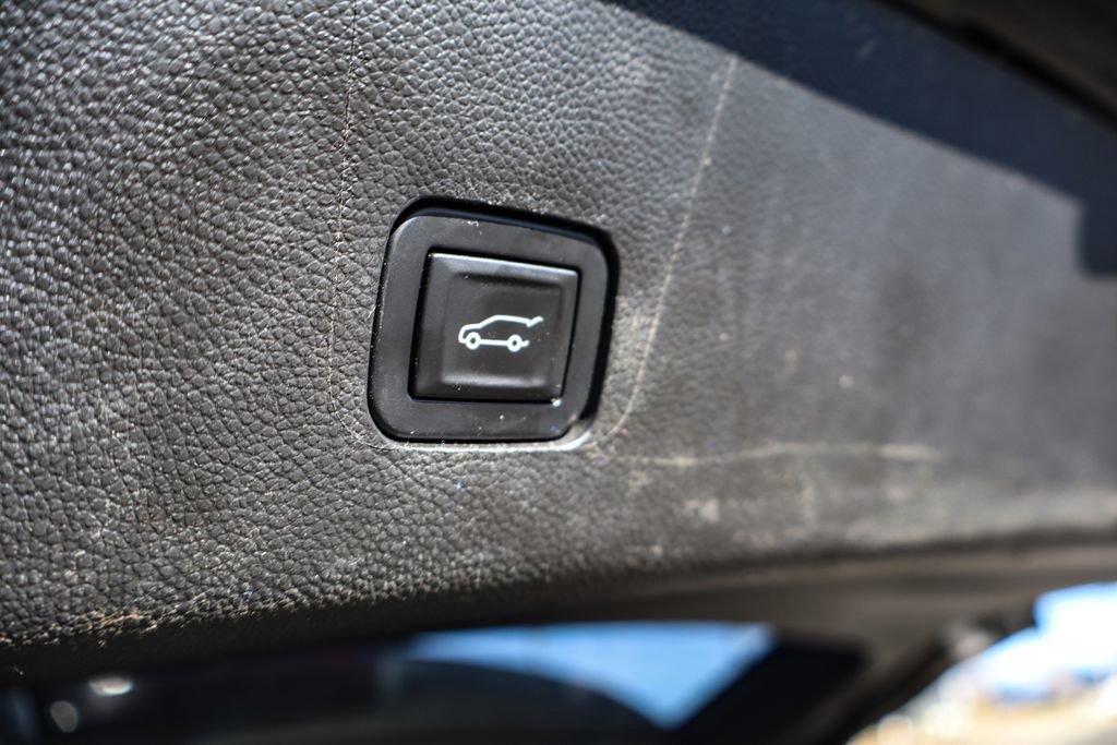 Used 2019 Chevrolet Traverse LT image 37