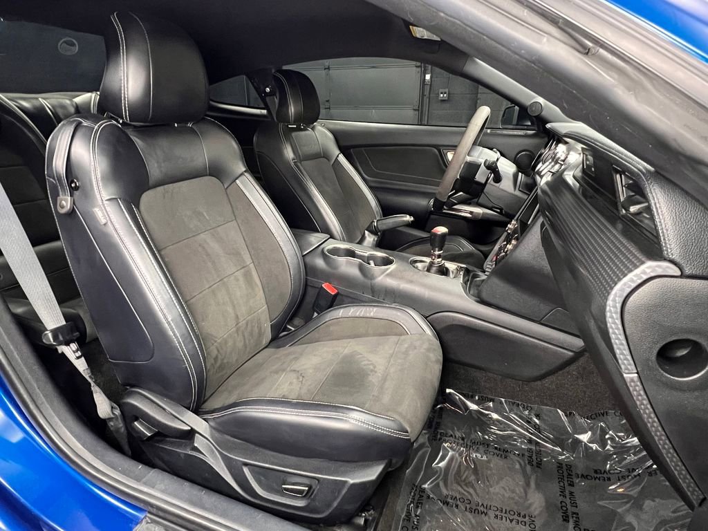 Used 2017 Ford Mustang Shelby GT350 RWD image 5