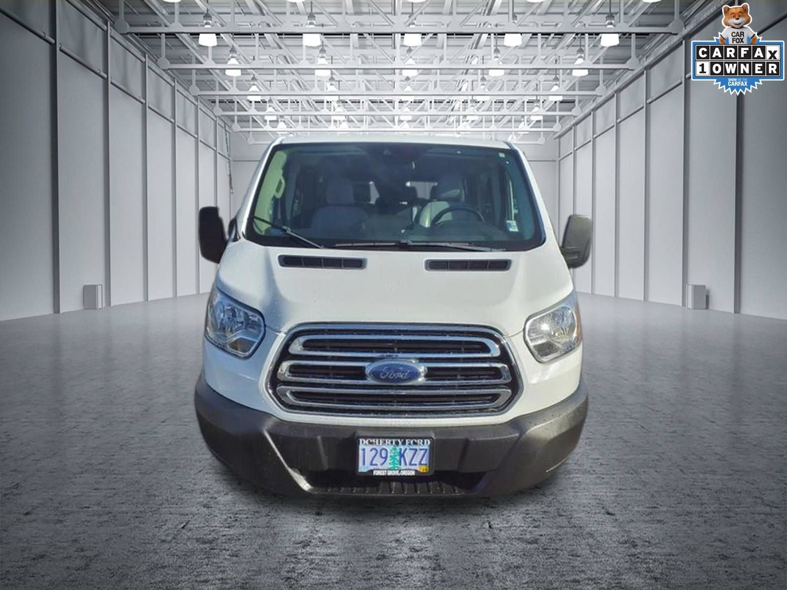 Used 2019 Ford Transit 150 XLT RWD image 4