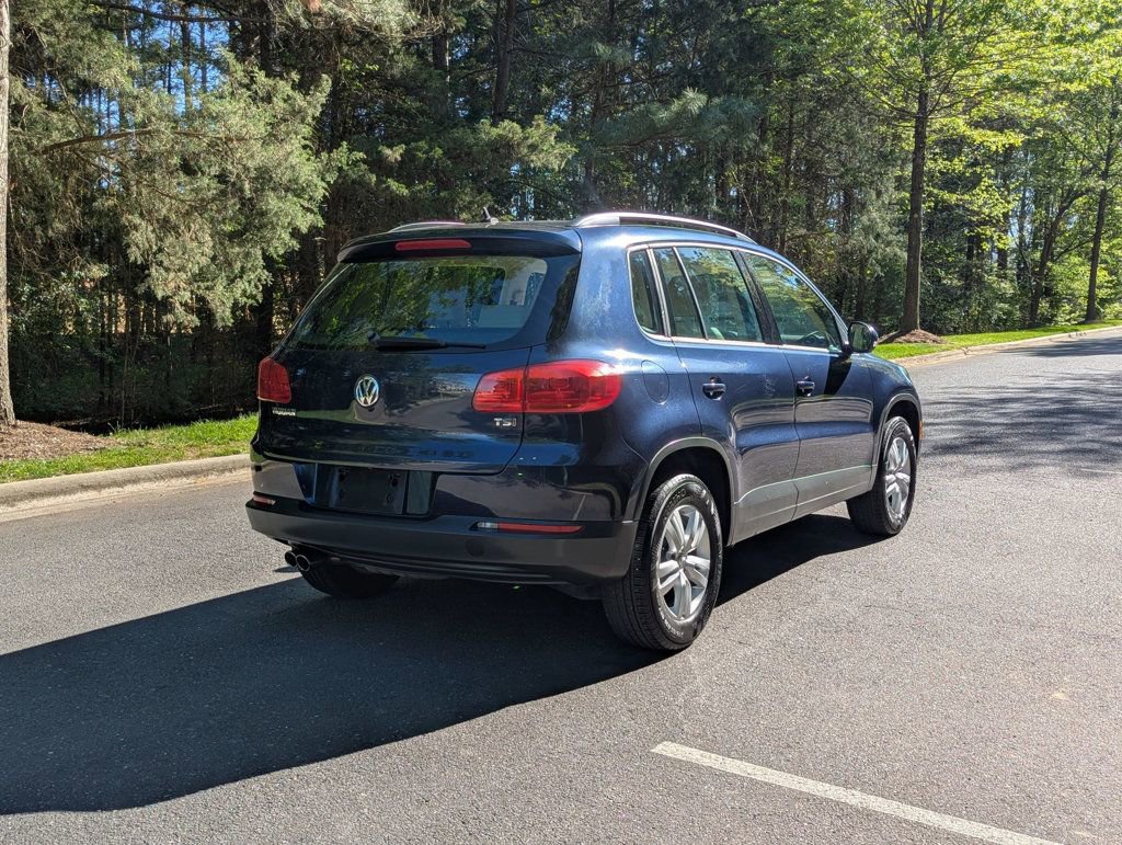 Used 2016 Volkswagen Tiguan S image 11