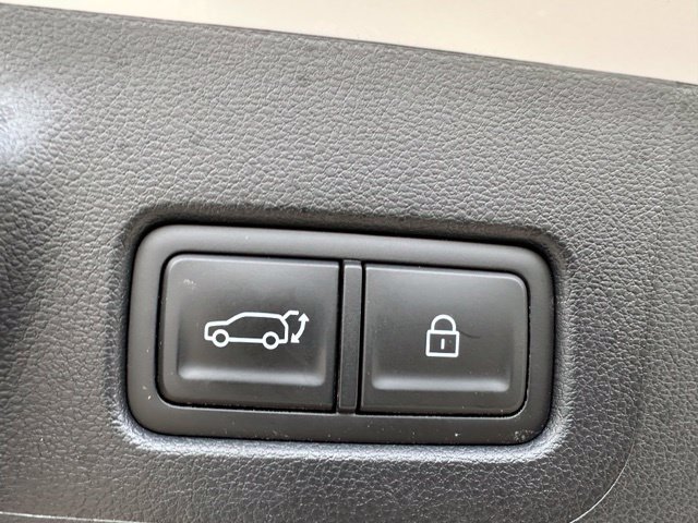 Used 2025 Hyundai Santa Fe XRT AWD/4WD image 15