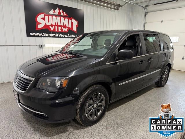 Used 2015 Chrysler Town & Country S w/ Driver Convenience Group FWD image 1