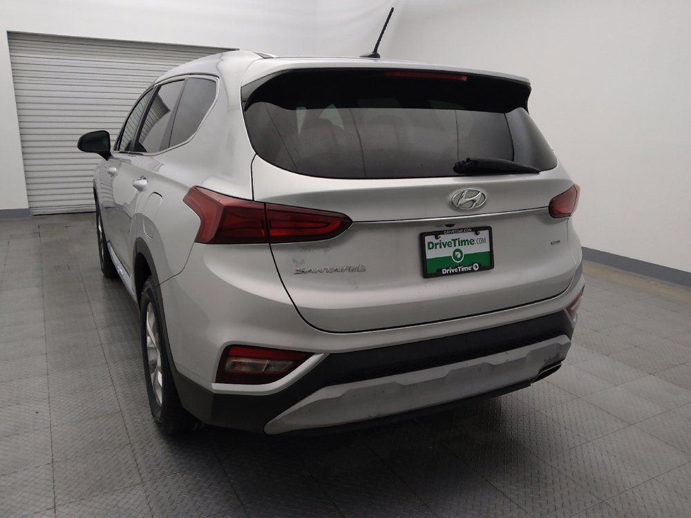 Used 2019 Hyundai Santa Fe SE image 6