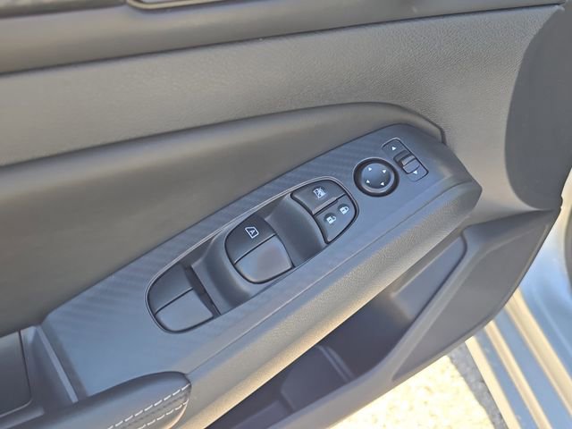 Certified 2024 Nissan Altima 2.5 SV FWD image 19