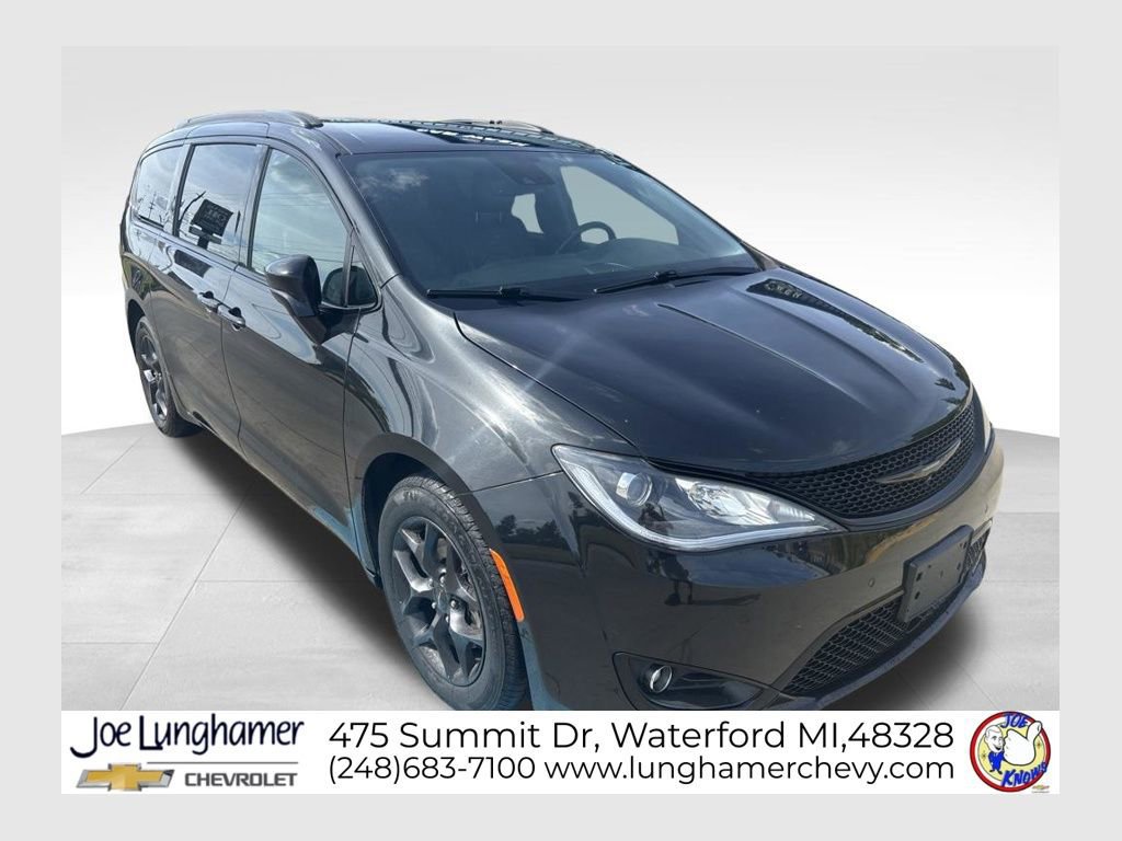 Used 2019 Chrysler Pacifica Touring-L w/ Advanced Safetytec Group