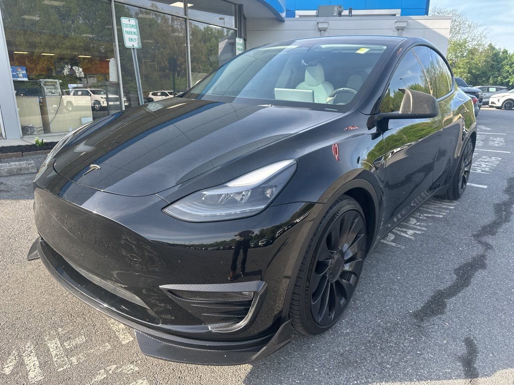 Used 2023 Tesla Model Y Performance image 1