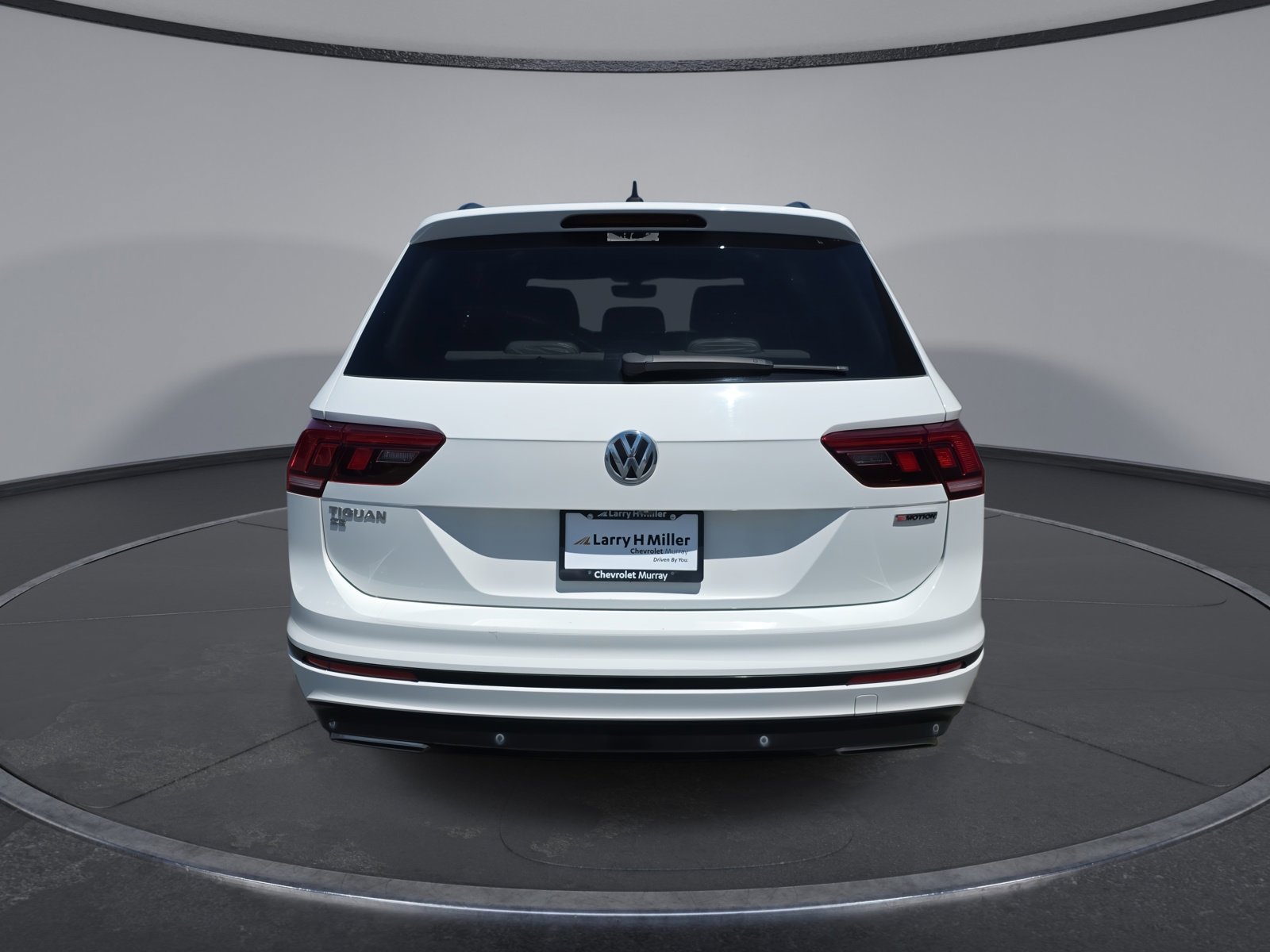 Used 2020 Volkswagen Tiguan SE R-Line AWD/4WD image 7