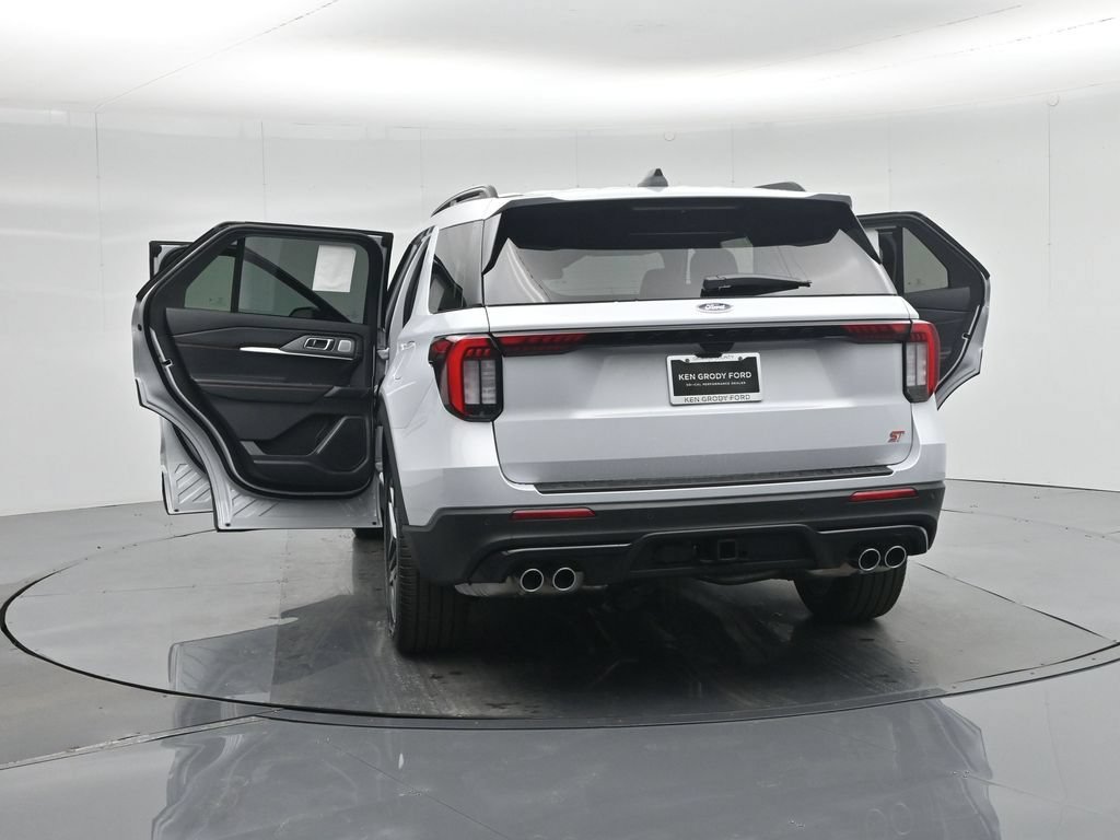 New 2026 Ford Explorer ST w/ Sun And Sound Package AWD/4WD image 35
