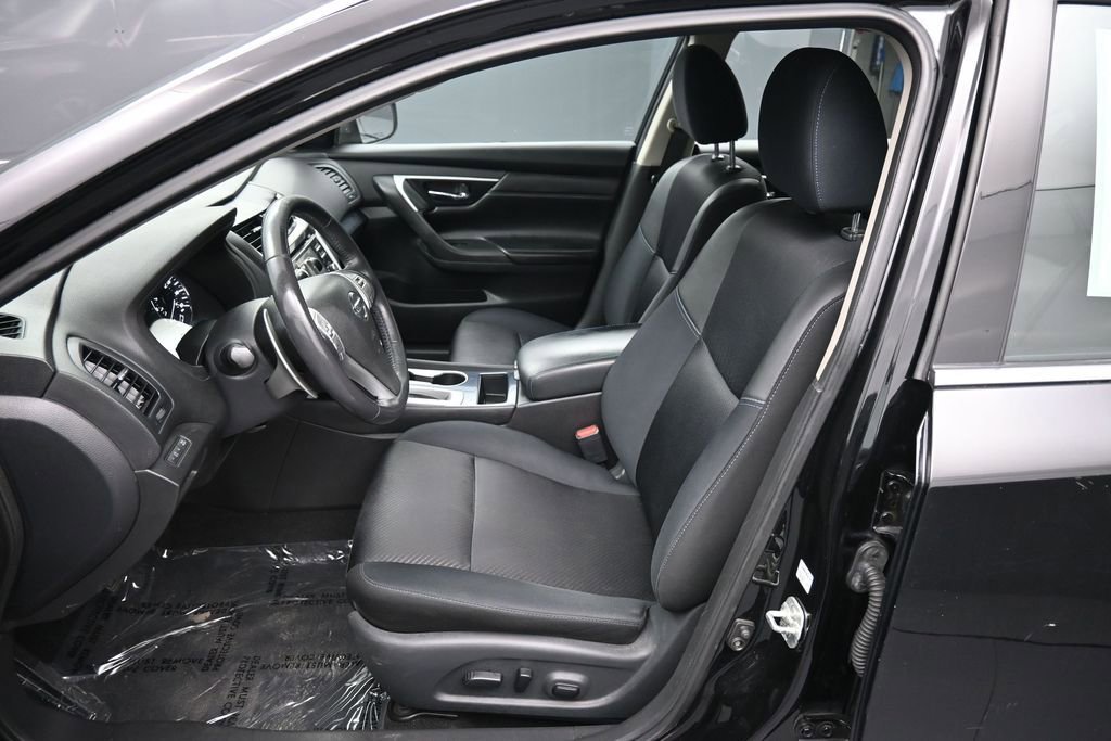 Used 2018 Nissan Altima 2.5 SR FWD image 18