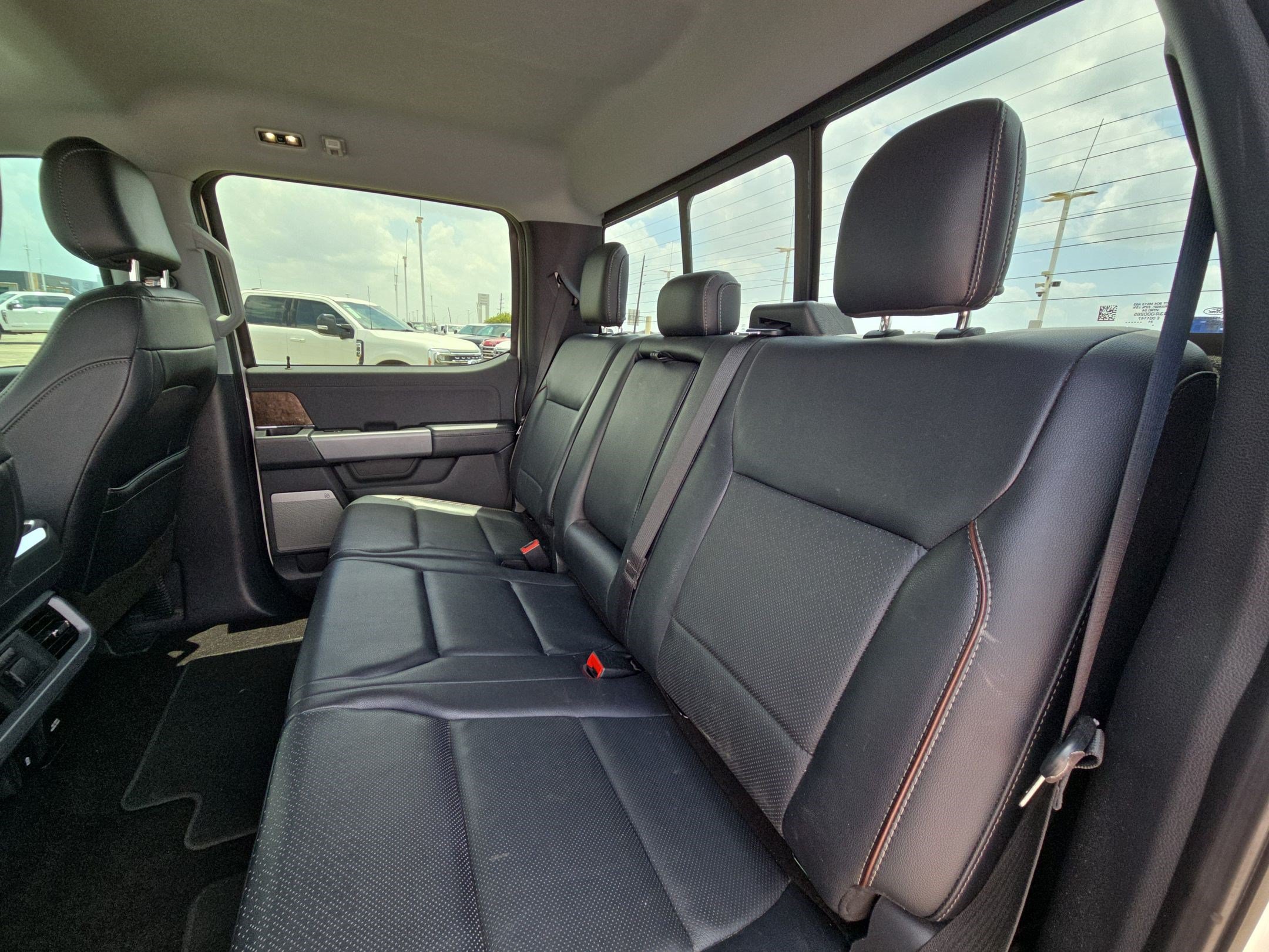 Used 2021 Ford F150 Lariat w/ Equipment Group 502A High AWD/4WD image 28