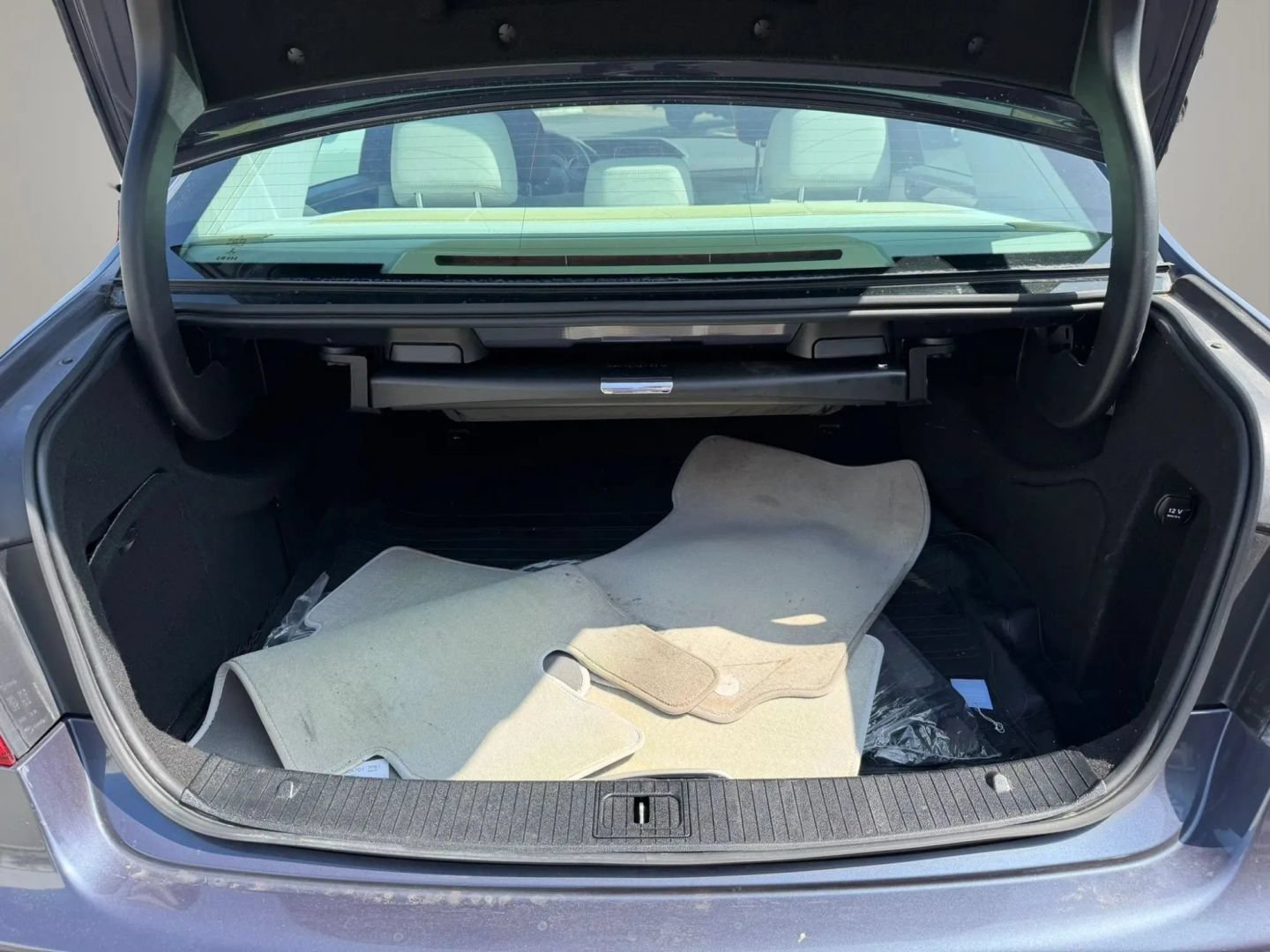 Used 2015 Mercedes-Benz E 350 Sedan image 14