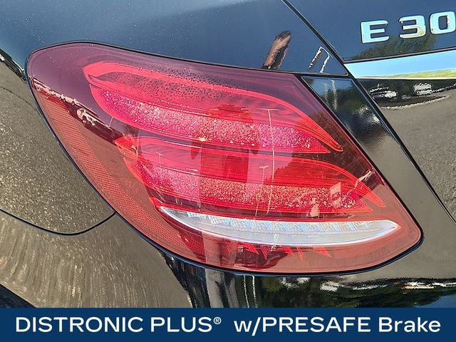 Used 2019 Mercedes-Benz E 300 4MATIC image 12