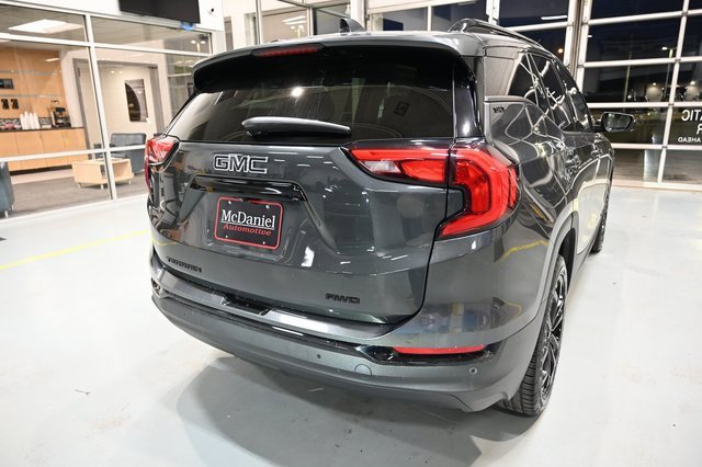 Used 2021 GMC Terrain SLT w/ Infotainment Package II image 5