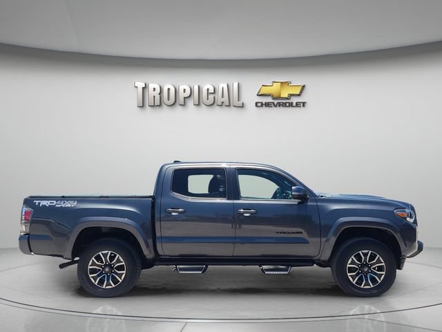 Used 2020 Toyota Tacoma TRD Sport AWD/4WD image 6