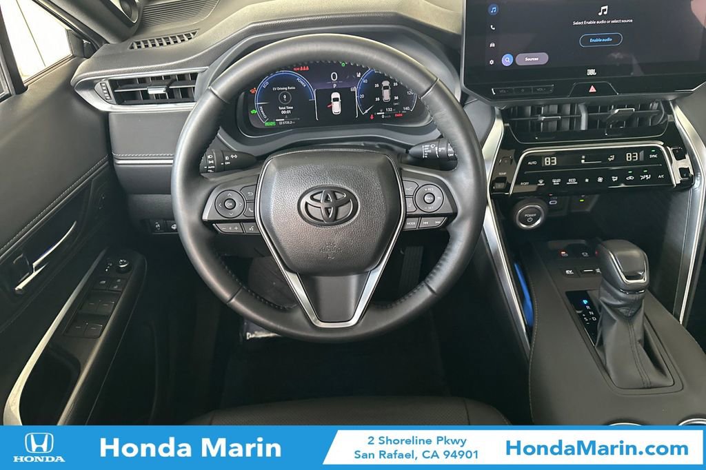 Used 2023 Toyota Venza Nightshade image 18