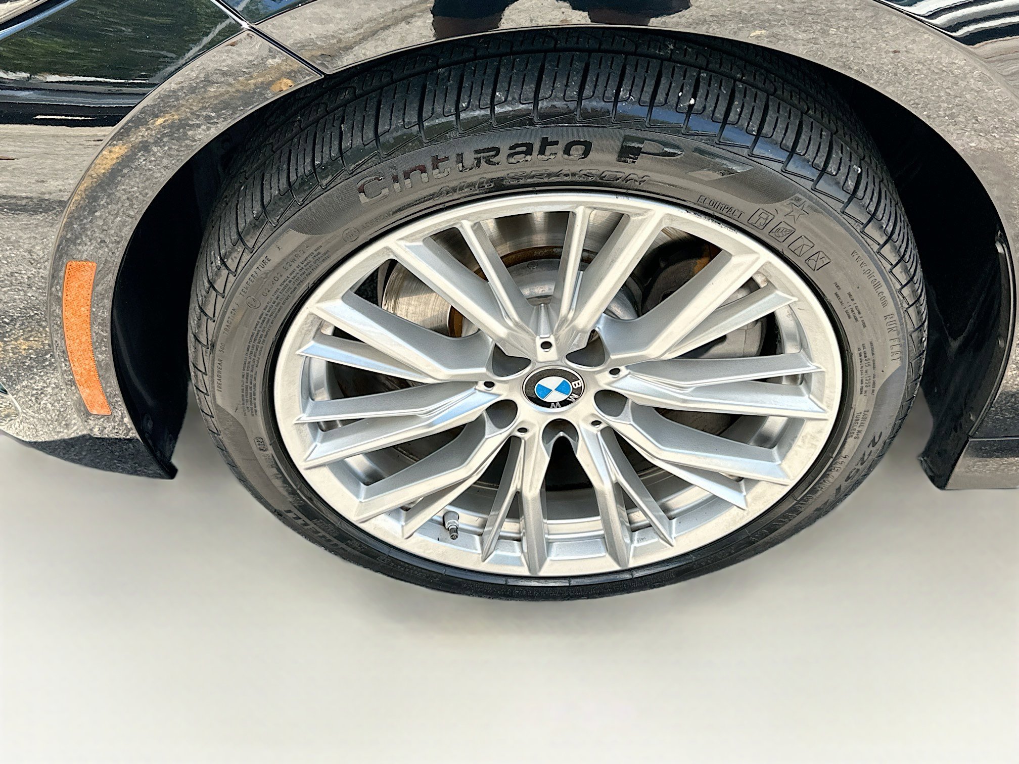 Certified 2023 BMW 330i Sedan w/ Convenience Package RWD image 33
