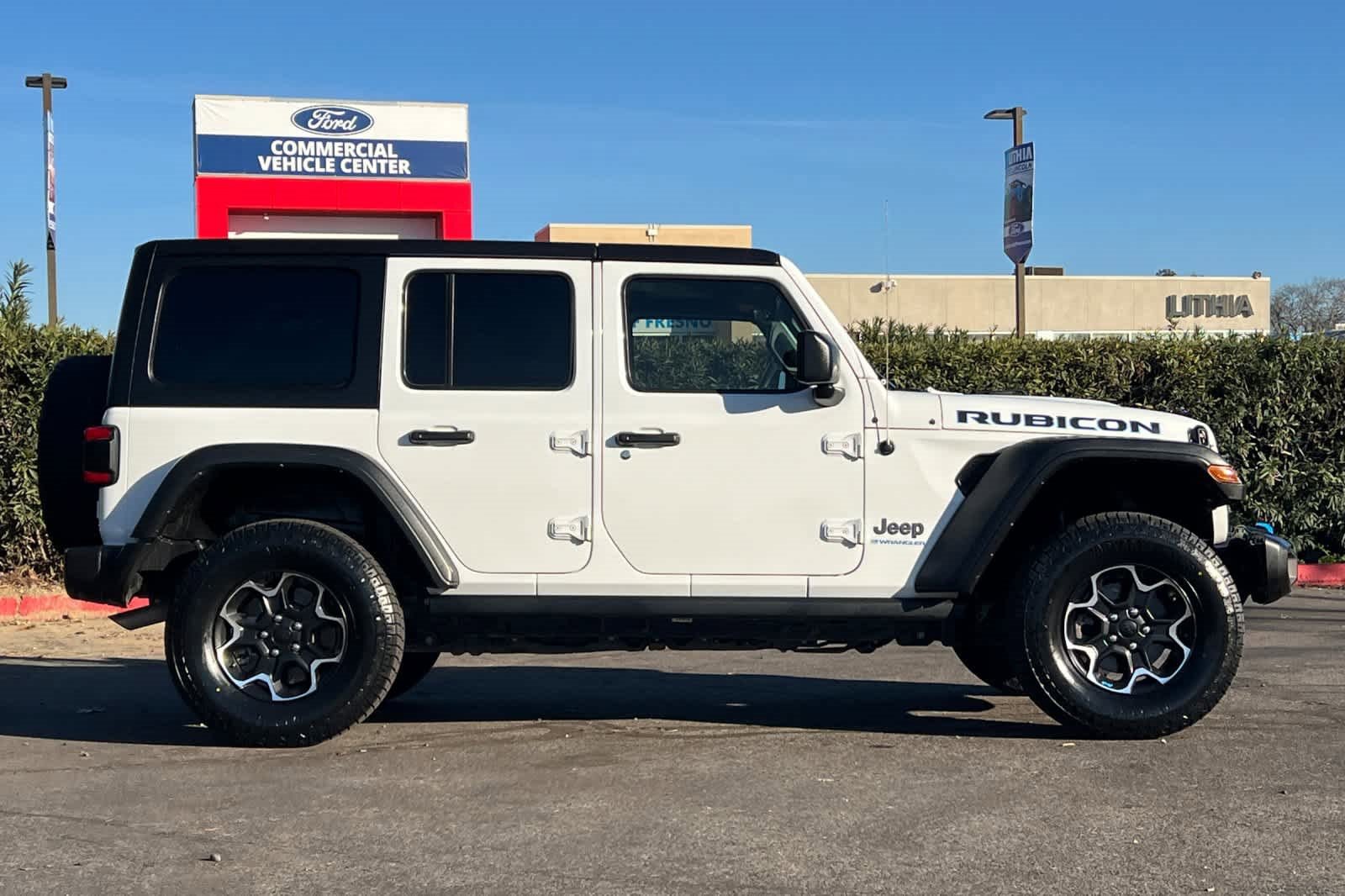 Used 2023 Jeep Wrangler Unlimited Rubicon 4xe image 8