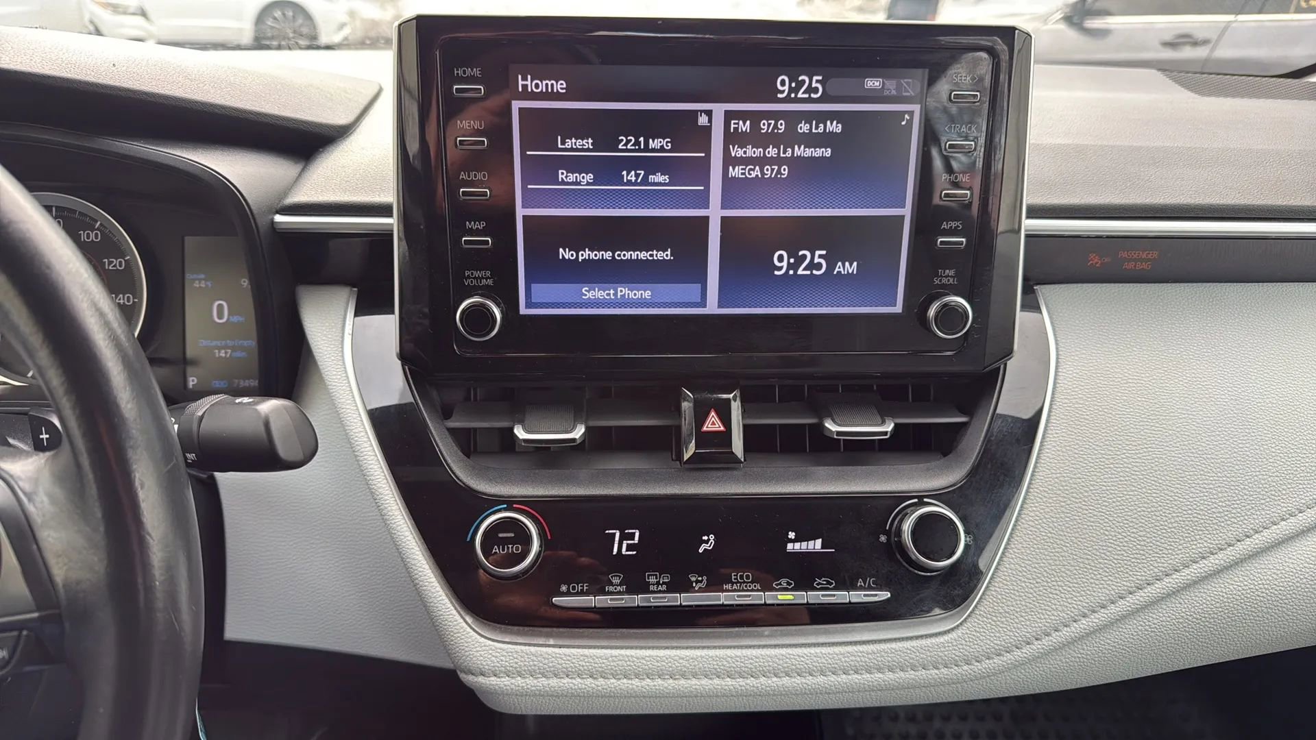 Used 2020 Toyota Corolla SE FWD image 18