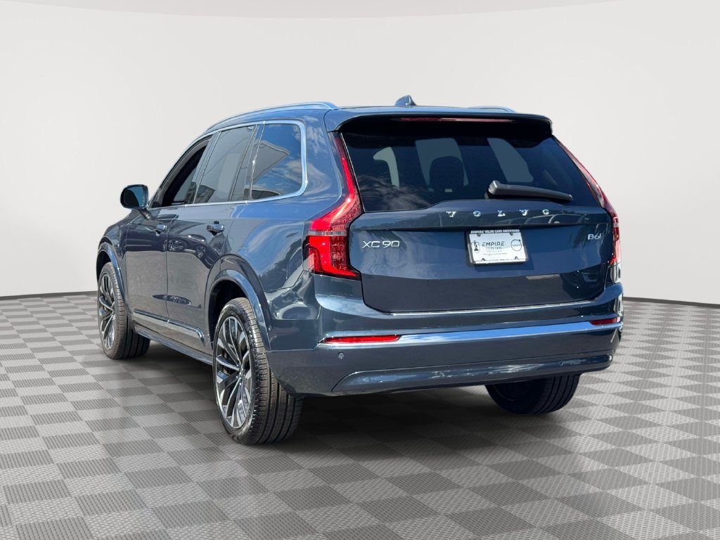 Used 2026 Volvo XC90 B6 Plus w/ Protection Package Premier AWD/4WD image 5