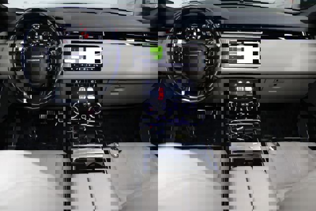 Used 2019 Land Rover Range Rover Velar R-Dynamic SE image 2