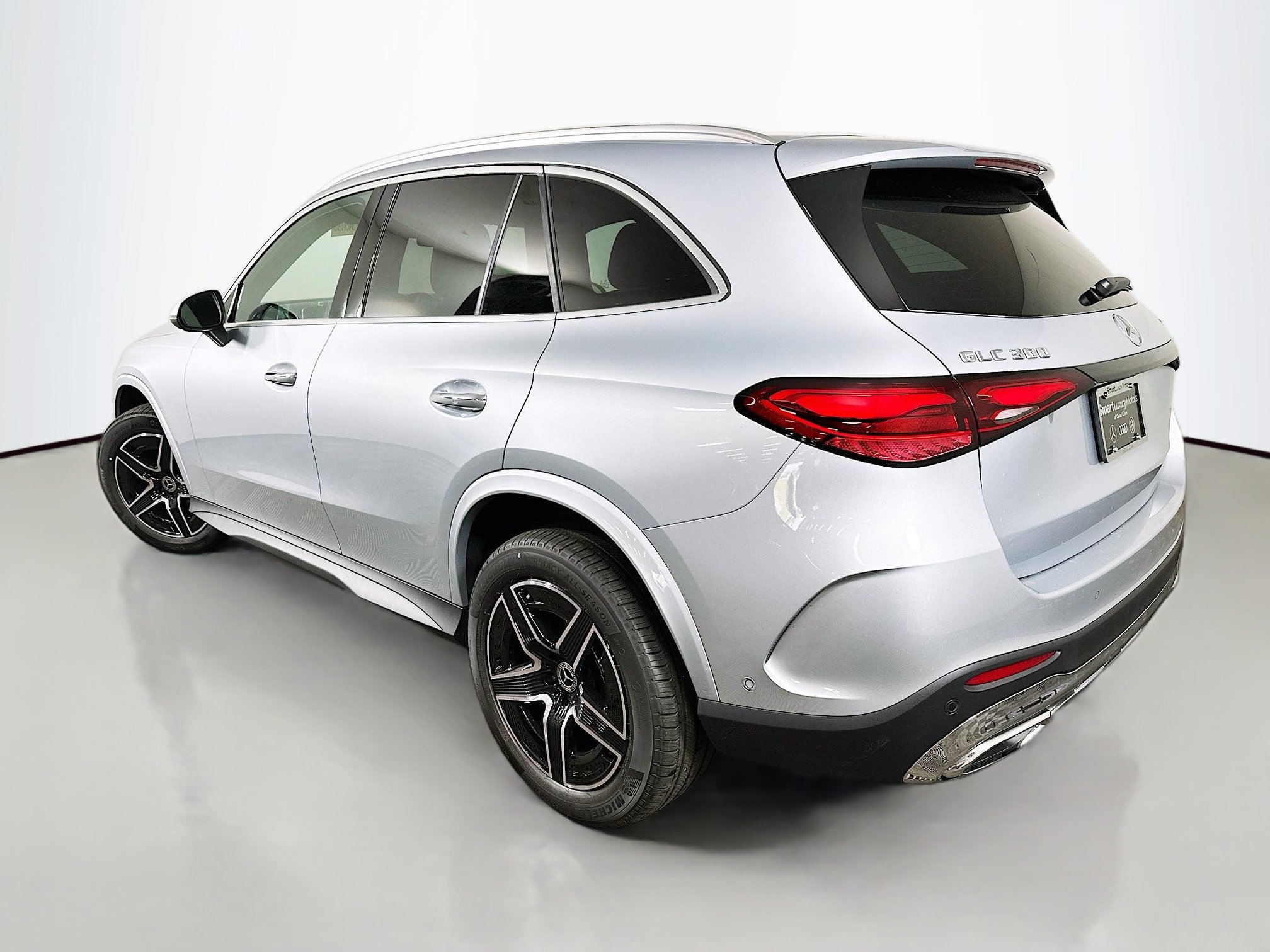 New 2025 Mercedes-Benz GLC 300 4MATIC image 5