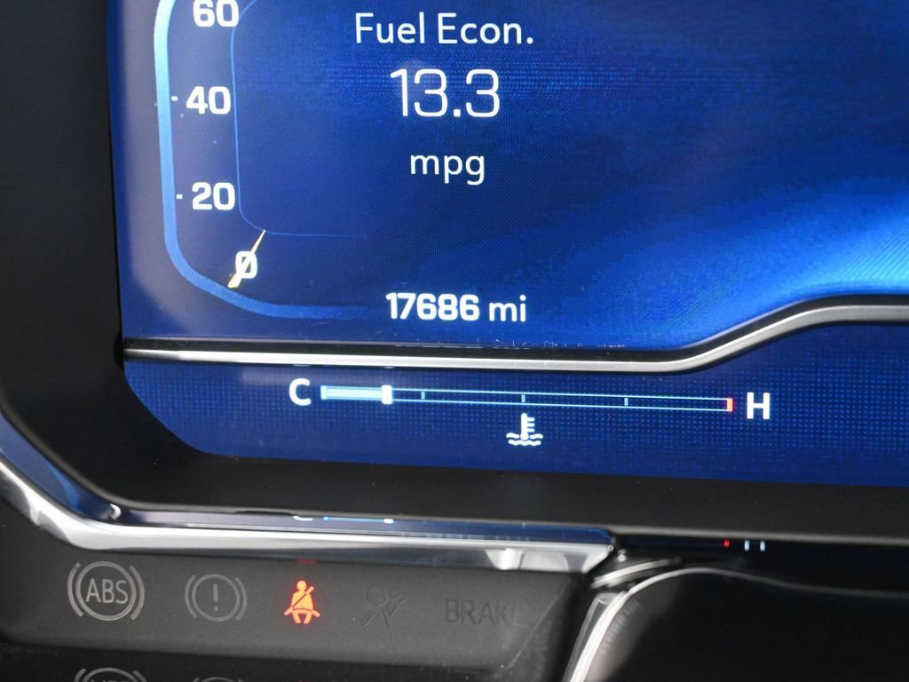 Used 2025 Chevrolet Silverado 2500 LT w/ Convenience Package image 28