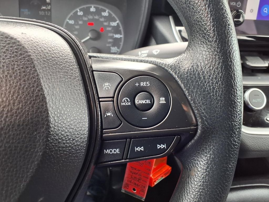 Used 2024 Toyota Corolla LE FWD image 15