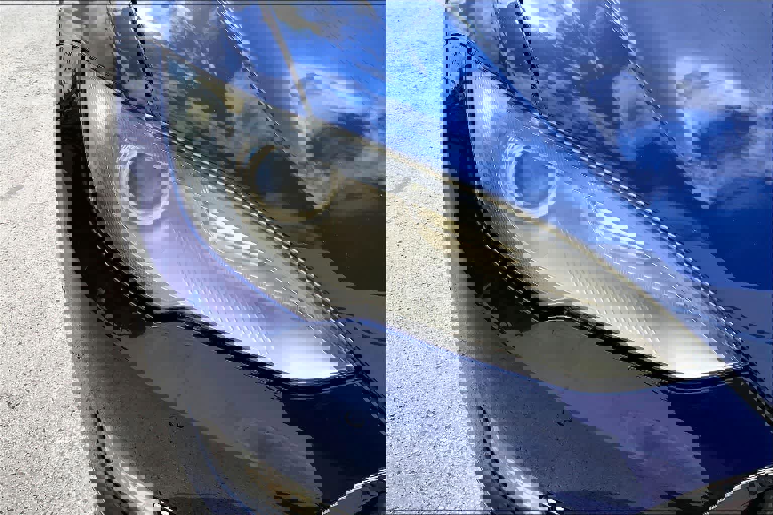 Used 2015 Tesla Model S 70D AWD/4WD image 32