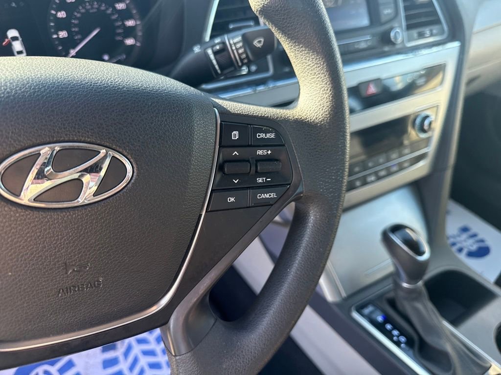 Used 2016 Hyundai Sonata SE image 18
