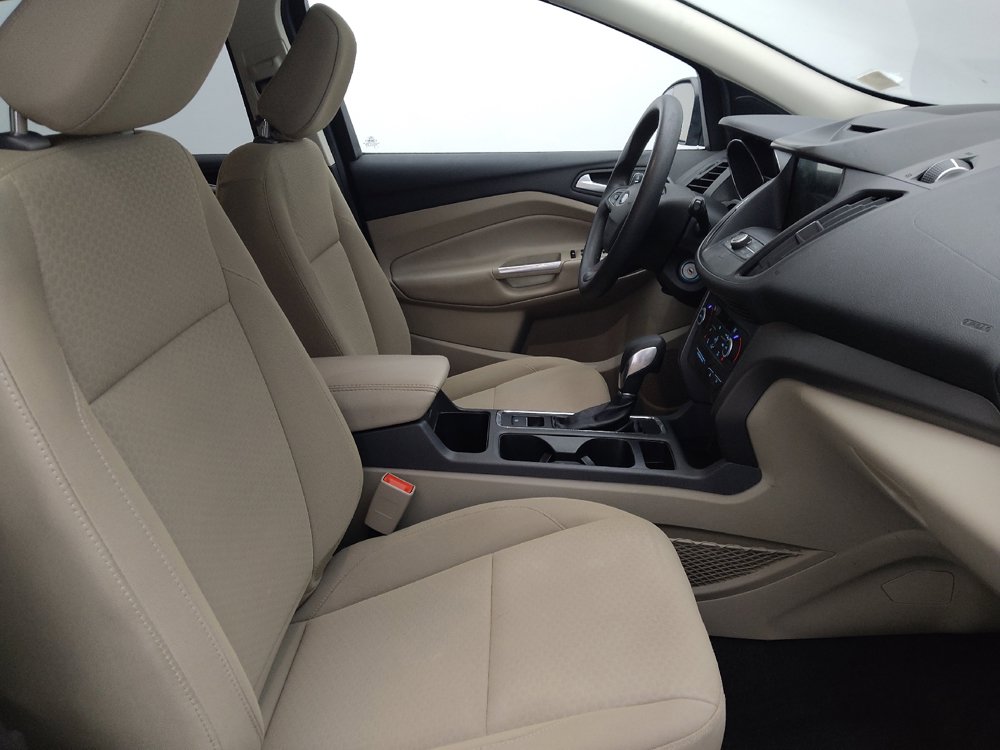 Used 2018 Ford Escape SE w/ SE Sync 3 Package AWD/4WD image 21
