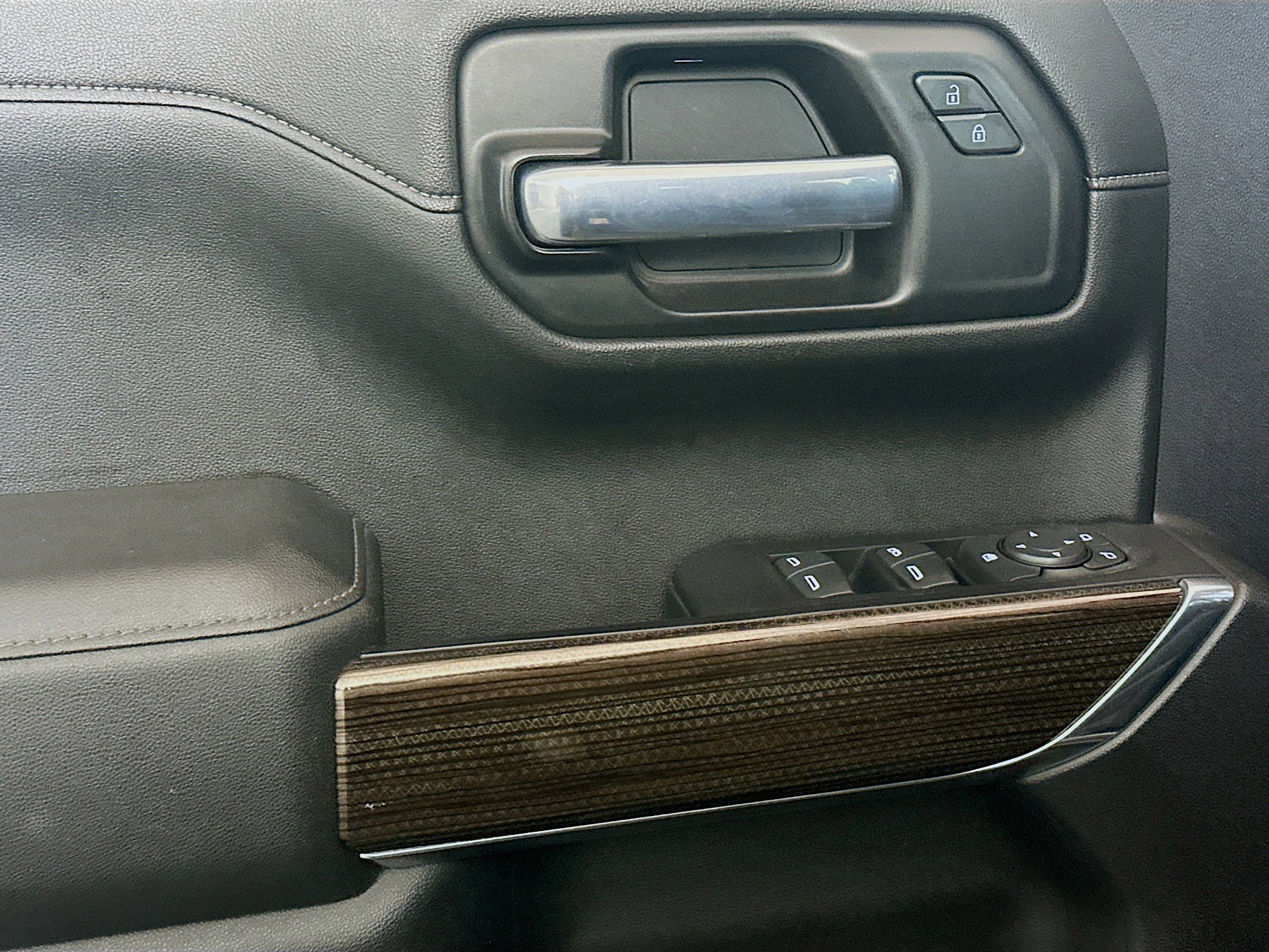 Used 2021 Chevrolet Silverado 1500 LT w/ Texas Edition Plus image 15