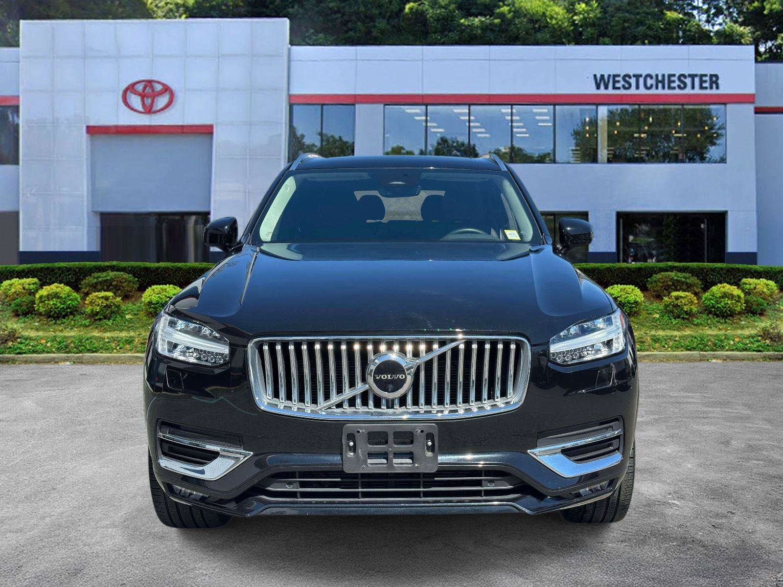 Used 2023 Volvo XC90 B6 Plus w/ Protection Package Premier AWD/4WD image 9