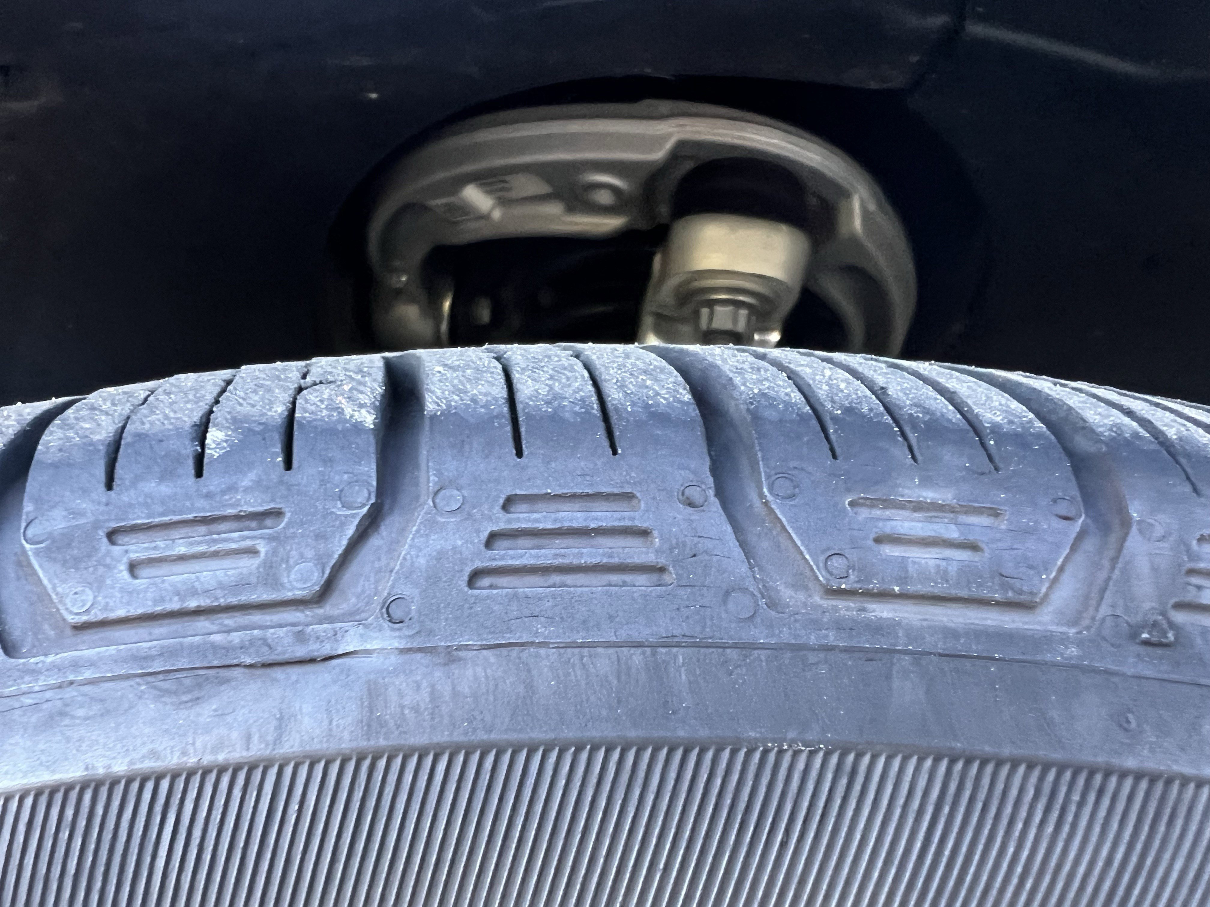 Certified 2025 Mercedes-Benz GLE 350 4MATIC image 12