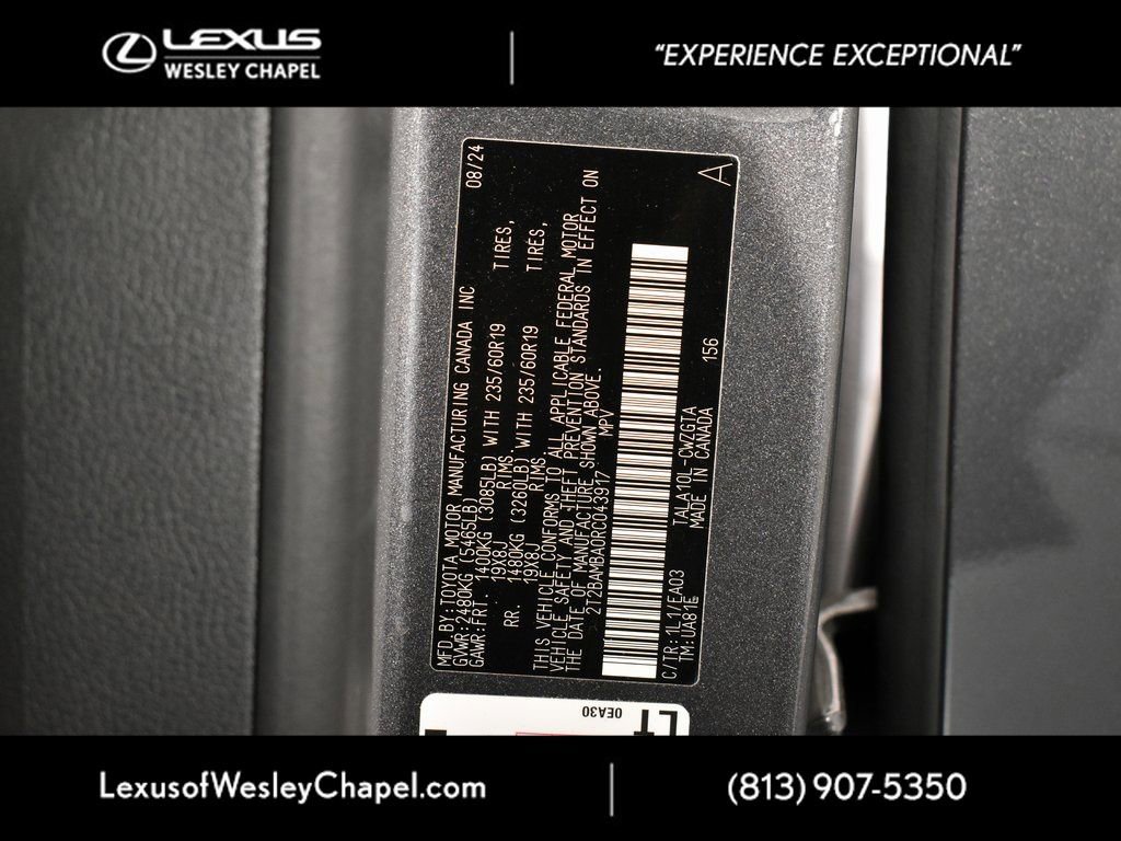 Used 2024 Lexus RX 350 FWD w/ Technology Package image 39