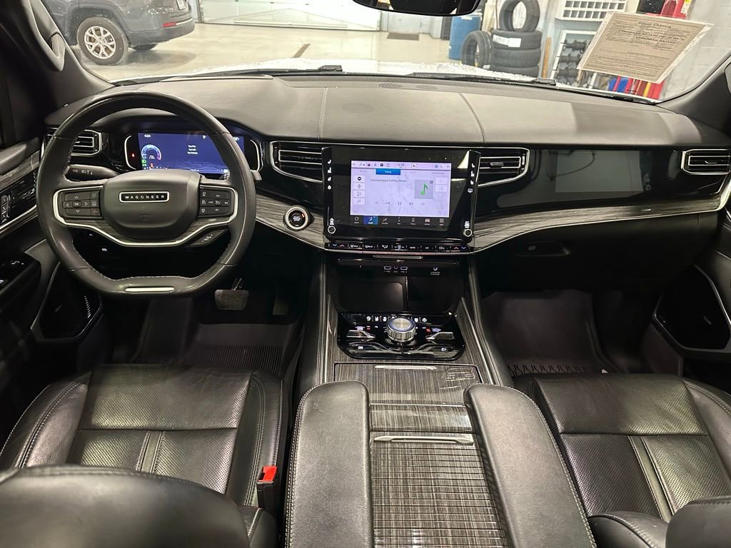 Used 2022 Jeep Wagoneer Series III w/ Premium Group I image 17