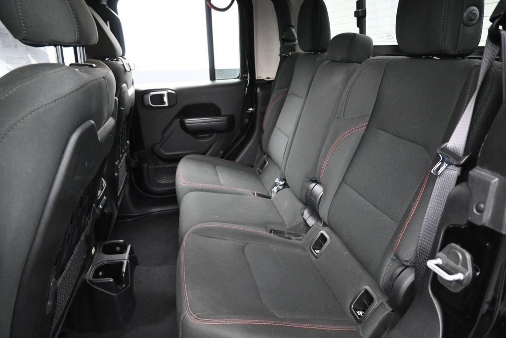 Used 2021 Jeep Gladiator Rubicon AWD/4WD image 27