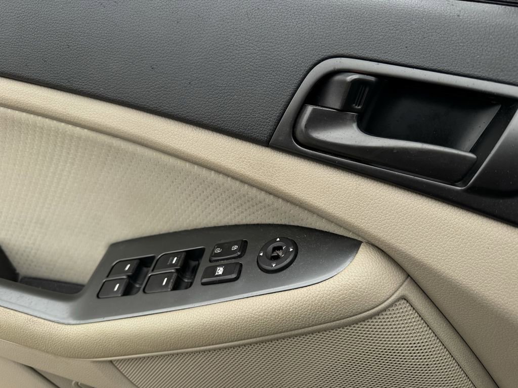 Used 2014 Kia Optima LX w/ Paint Protection Film Package image 24