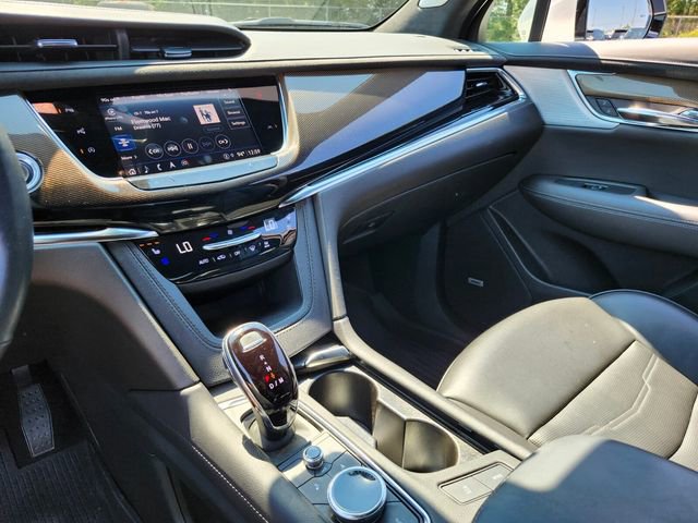 Used 2022 Cadillac XT6 Premium Luxury w/ Platinum Package image 26