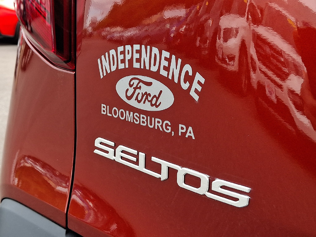 Used 2024 Kia Seltos S AWD/4WD image 31