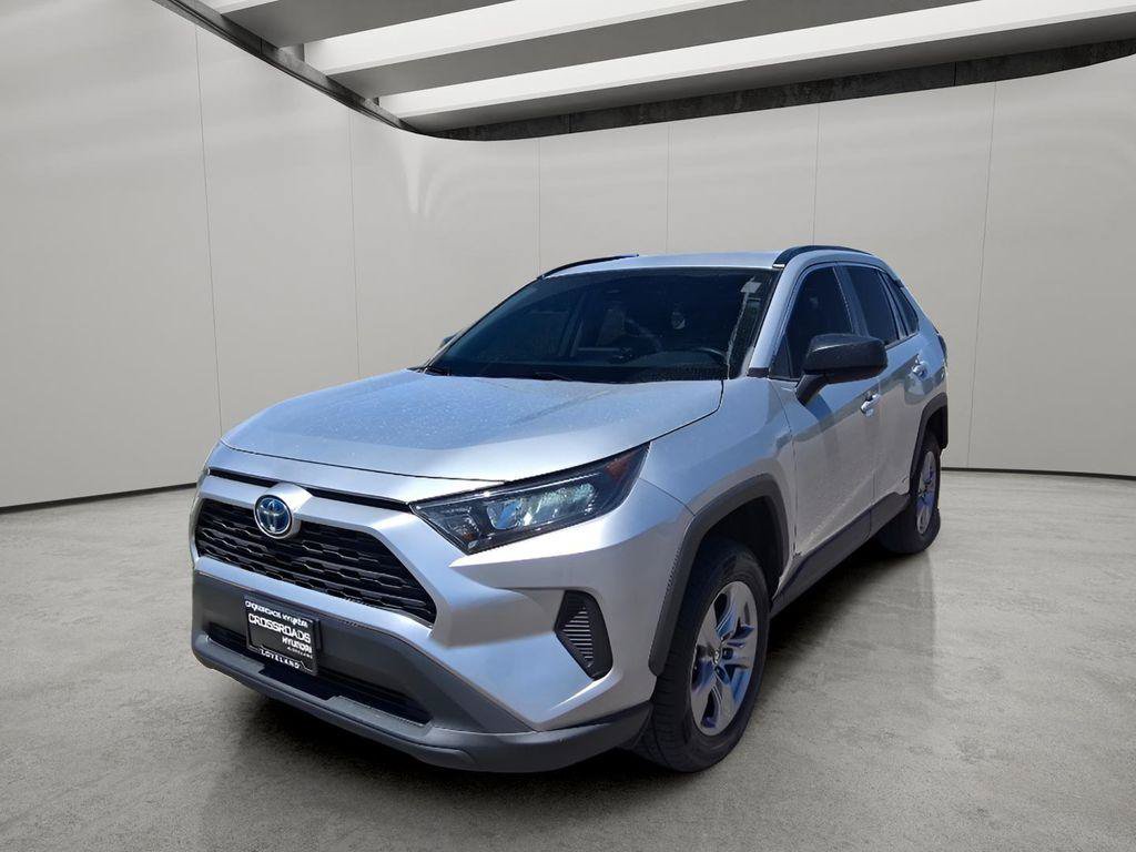 Used 2022 Toyota RAV4 LE AWD/4WD image 1