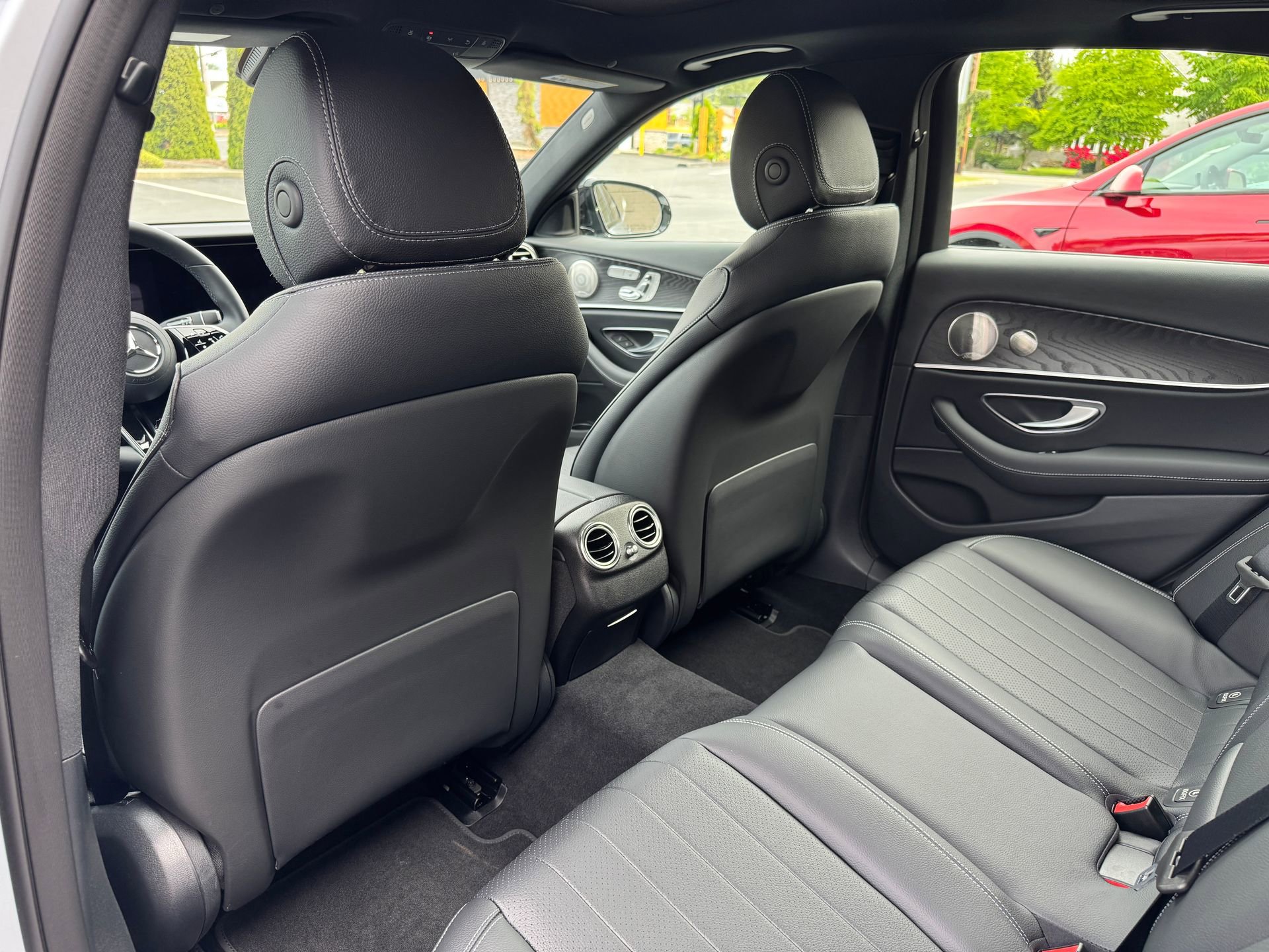 Used 2023 Mercedes-Benz E 350 Sedan image 32