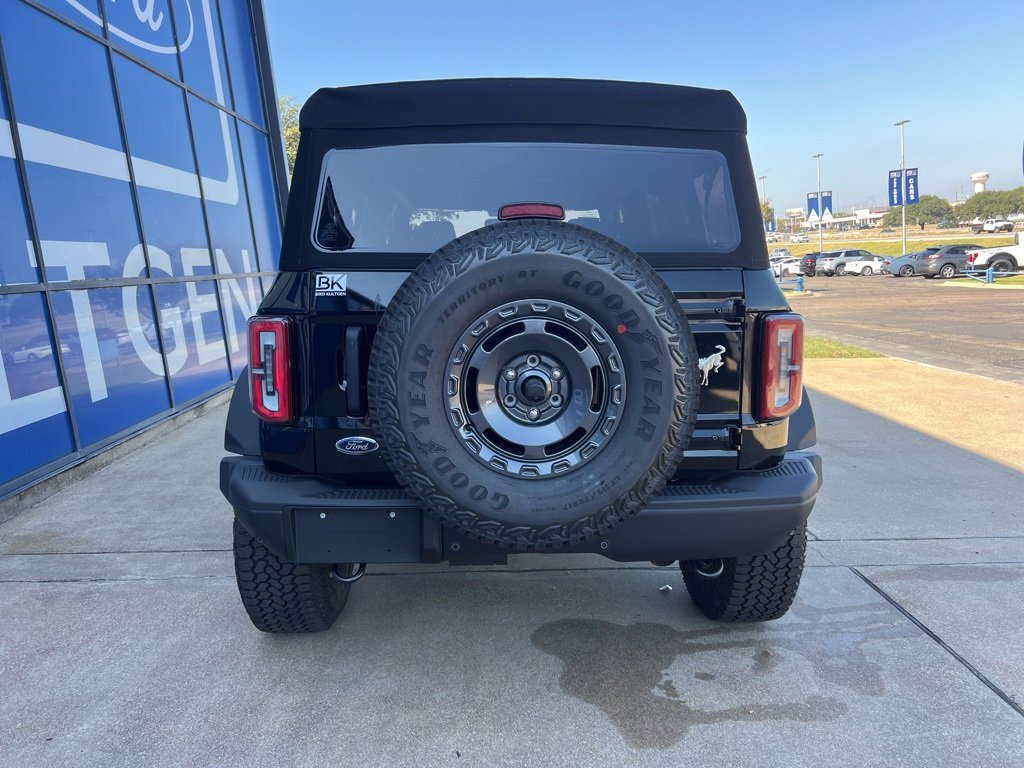 New 2025 Ford Bronco Badlands image 5