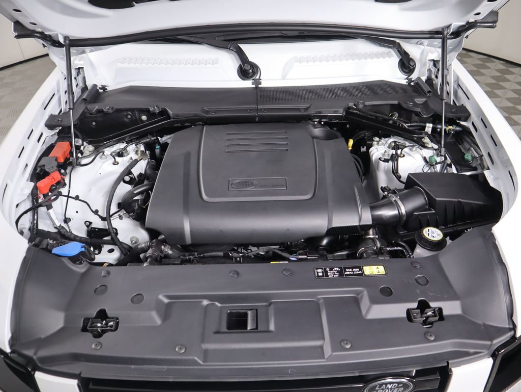 New 2026 Land Rover Defender 110 S image 30