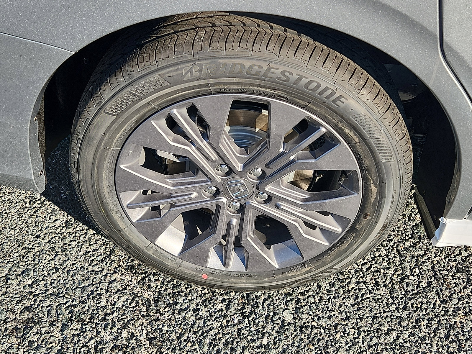 New 2026 Honda Odyssey Touring image 5