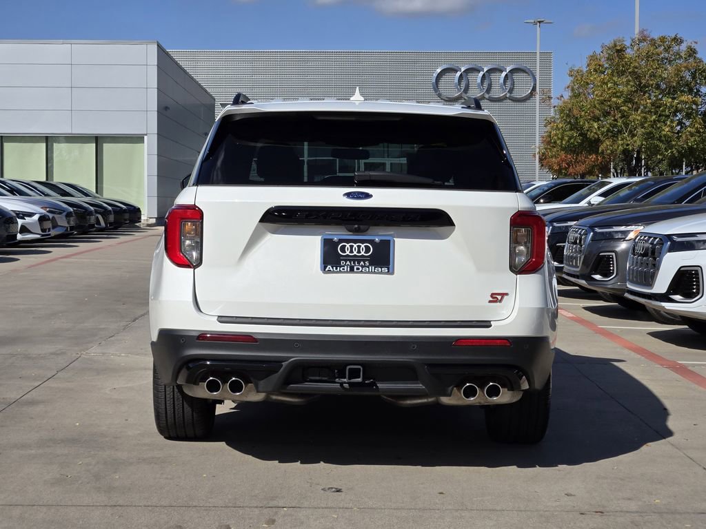 Used 2024 Ford Explorer ST w/ Equipment Group 401A image 7