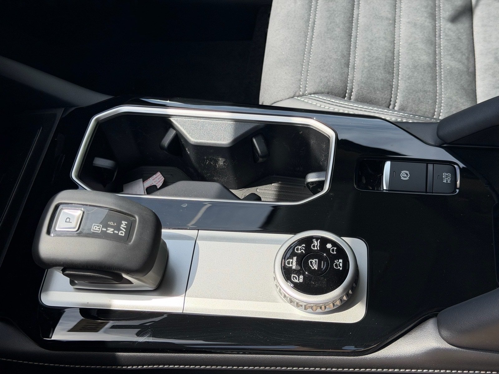 New 2026 Mitsubishi Outlander SE AWD/4WD image 32