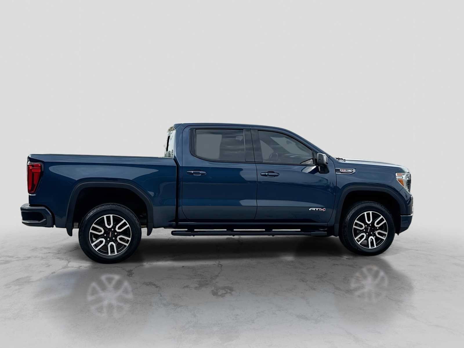 Used 2019 GMC Sierra 1500 AT4 w/ AT4 Premium Package AWD/4WD image 7